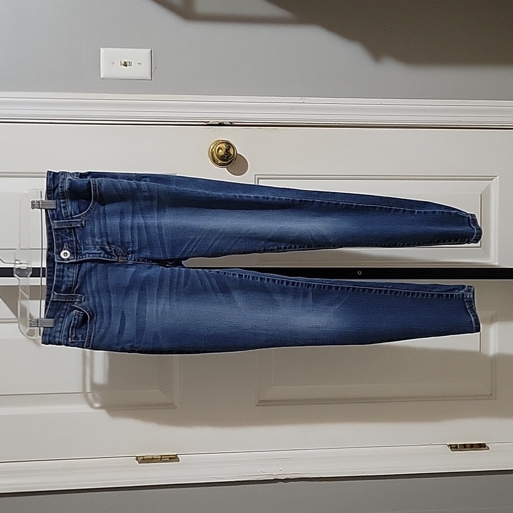 St. John's Bay Skinny Jeans-Size 4P